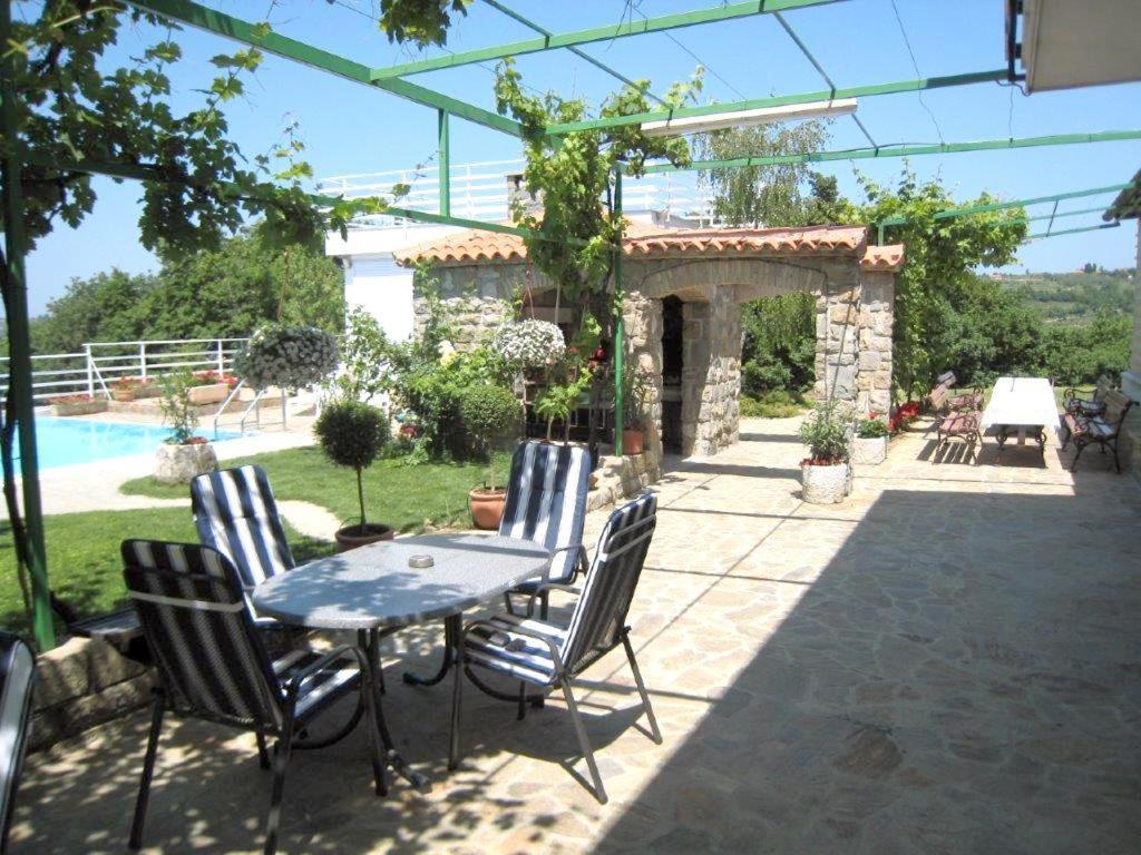 Apartments Ficur With Swimming Pool & Grill, Portorož Exteriör bild